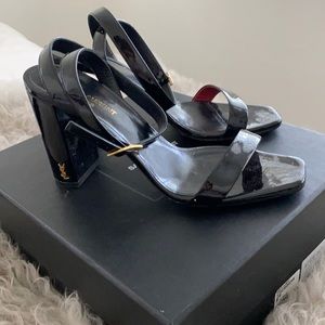 Strapy YSL  heel